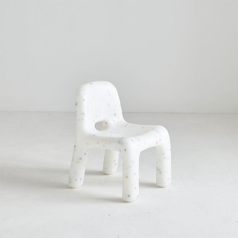 Contemporary Nordic PE Oval Kids Colorful Safe Desk & Chair Set For Living Room & Study