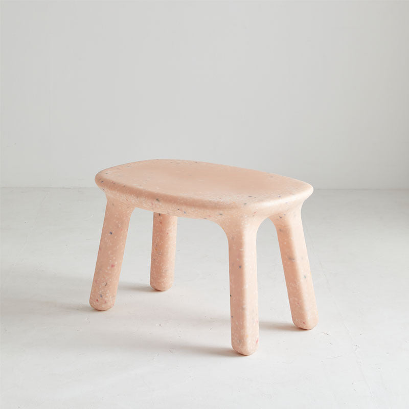 Contemporary Nordic PE Oval Kids Colorful Safe Desk & Chair Set For Living Room & Study