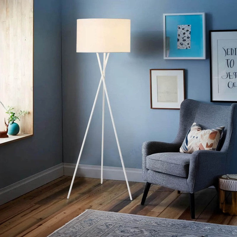 TREFOD – Nordic Tripod Floor Lamp / Modern Minimalist Lighting