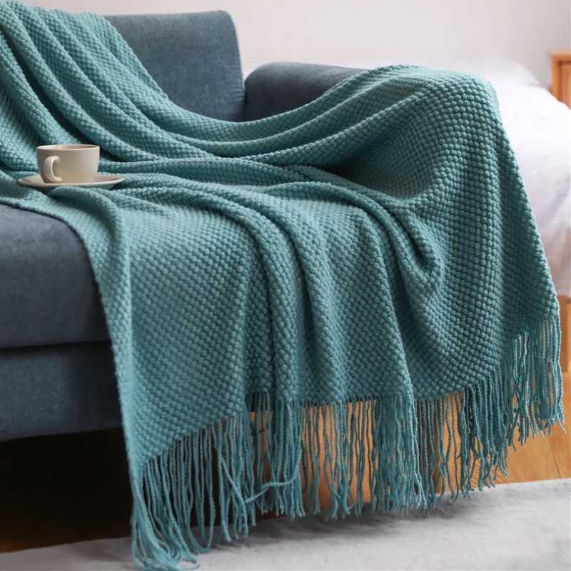 Acrylic Knitted Blanket – Large Waffle Knit Throw for Modern Minimalist Décor