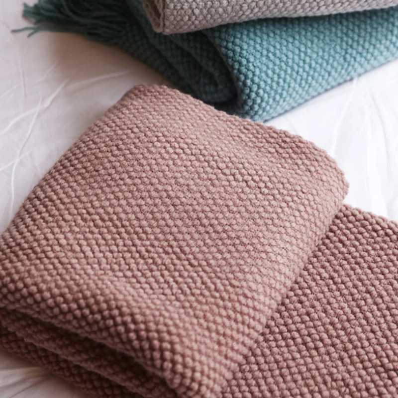 Acrylic Knitted Blanket – Large Waffle Knit Throw for Modern Minimalist Décor