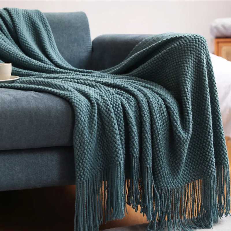 Acrylic Knitted Blanket – Large Waffle Knit Throw for Modern Minimalist Décor