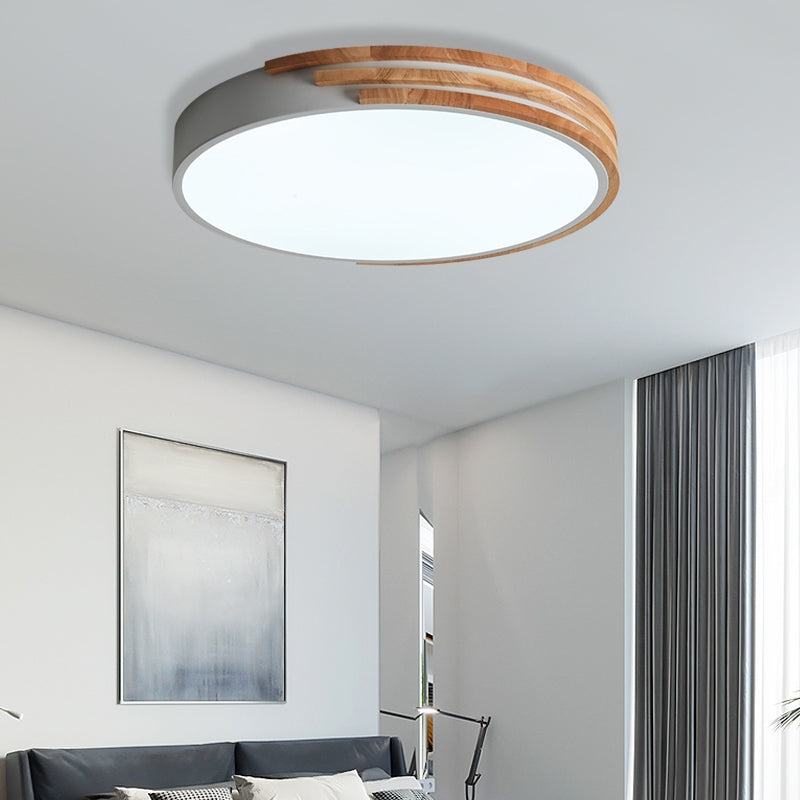 EIRA – Nordic Wood & Acrylic Flush Mount Light / Scandinavian LED Lamp