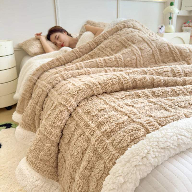 Soft Thickened Coral Fleece Blanket / Scandinavian Faux Lambswool Throw