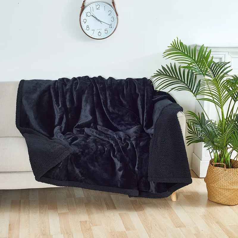 Waterproof King Size Blanket / Cozy Velvet Winter Bedding